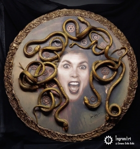 Io. Medusa - IngranArt by Simona Della Bella
